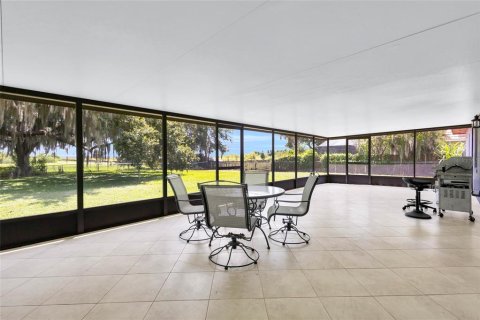 Villa ou maison à louer à Kissimmee, Floride: 4 chambres, 210.33 m2 № 2280076 - photo 17