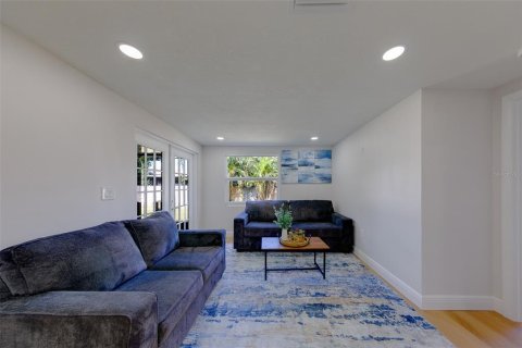 Casa en venta en Pinellas Park, Florida, 3 dormitorios, 141.03 m2 № 2425727 - foto 17