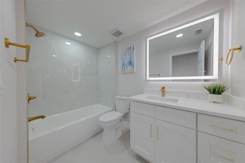 Casa en venta en Pinellas Park, Florida, 3 dormitorios, 141.03 m2 № 2425727 - foto 26