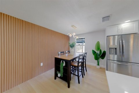 Casa en venta en Pinellas Park, Florida, 3 dormitorios, 141.03 m2 № 2425727 - foto 9