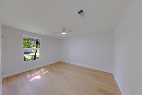 Casa en venta en Pinellas Park, Florida, 3 dormitorios, 141.03 m2 № 2425727 - foto 23