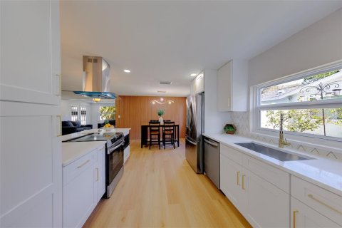 Casa en venta en Pinellas Park, Florida, 3 dormitorios, 141.03 m2 № 2425727 - foto 12
