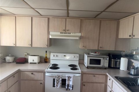 Townhouse in Kissimmee, Florida 2 bedrooms, 95.13 sq.m. № 1879667 - photo 20