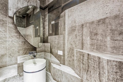 Villa ou maison à louer à Pinecrest, Floride: 7 chambres, 756.5 m2 № 1979395 - photo 20