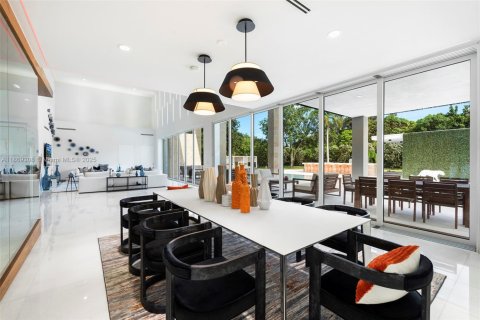 Villa ou maison à louer à Pinecrest, Floride: 7 chambres, 756.5 m2 № 1979395 - photo 9