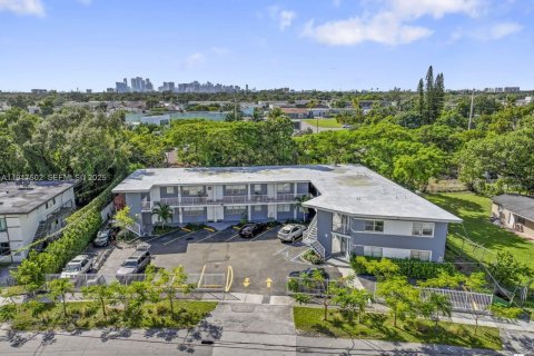 Casa en alquiler en Miami, Florida, 1 dormitorio, 46.45 m2 № 1987634 - foto 6