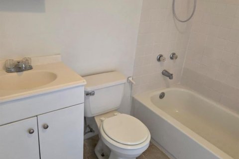 Adosado en venta en Riviera Beach, Florida, 4 dormitorios, 164.25 m2 № 2083218 - foto 11