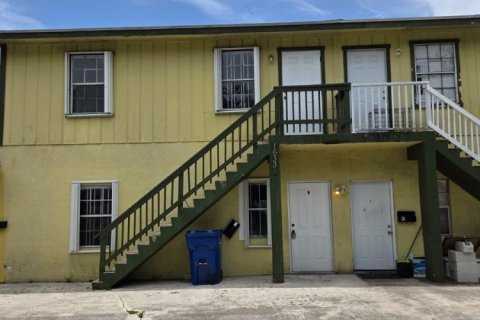 Adosado en venta en Riviera Beach, Florida, 4 dormitorios, 164.25 m2 № 2083218 - foto 15