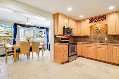 Villa ou maison à vendre à Jupiter, Floride: 3 chambres, 169.64 m2 № 2075012 - photo 10