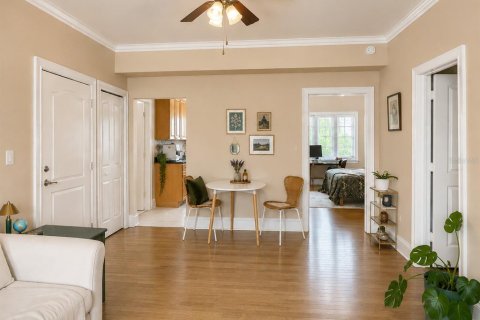 Condominio en venta en Tampa, Florida, 1 dormitorio, 59.92 m2 № 2318811 - foto 4