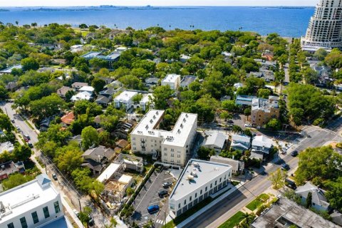 Condominio en venta en Tampa, Florida, 1 dormitorio, 59.92 m2 № 2318811 - foto 11