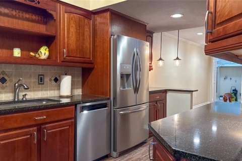 Condo in Lakeland, Florida, 3 bedrooms  № 2099727 - photo 11