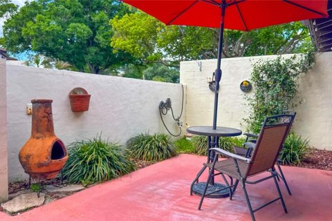 Condo in Lakeland, Florida, 3 bedrooms  № 2099727 - photo 27