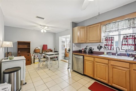 Condominio en venta en Pinellas Park, Florida, 2 dormitorios, 88.26 m2 № 1906342 - foto 16