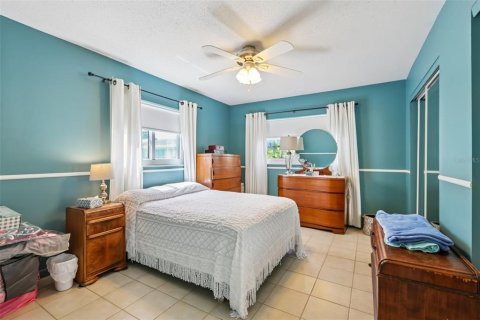 Condominio en venta en Pinellas Park, Florida, 2 dormitorios, 88.26 m2 № 1906342 - foto 17
