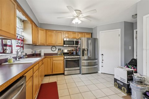 Condominio en venta en Pinellas Park, Florida, 2 dormitorios, 88.26 m2 № 1906342 - foto 13