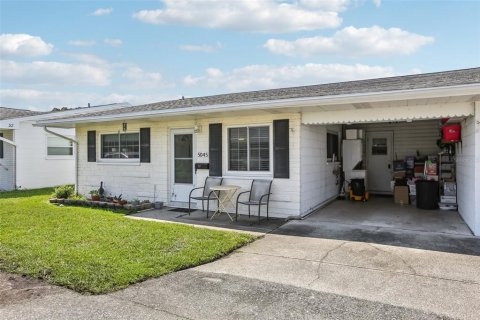 Condominio en venta en Pinellas Park, Florida, 2 dormitorios, 88.26 m2 № 1906342 - foto 2