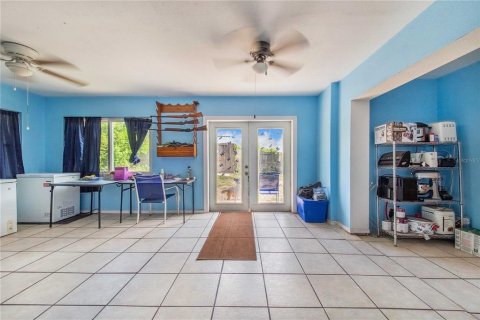 Villa ou maison à vendre à Lake Alfred, Floride: 3 chambres, 191.38 m2 № 2406265 - photo 9