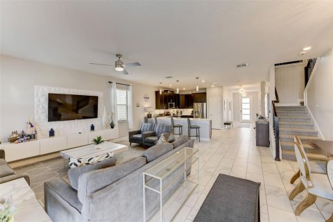 Купить виллу или дом в Киссимми, Флорида 13 комнат, 399.76м2, № 985505 - фото 15