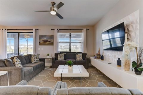 Купить виллу или дом в Киссимми, Флорида 13 комнат, 399.76м2, № 985505 - фото 10