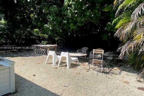 Casa en venta en Miami, Florida, 1 dormitorio № 1978123 - foto 9