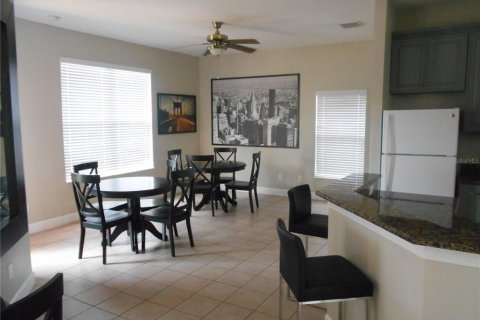 Townhouse in Kissimmee, Florida 3 bedrooms, 163.69 sq.m. № 1905087 - photo 19