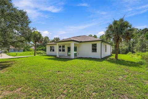 Villa ou maison à vendre à North Port, Floride: 4 chambres, 168.15 m2 № 2338875 - photo 10