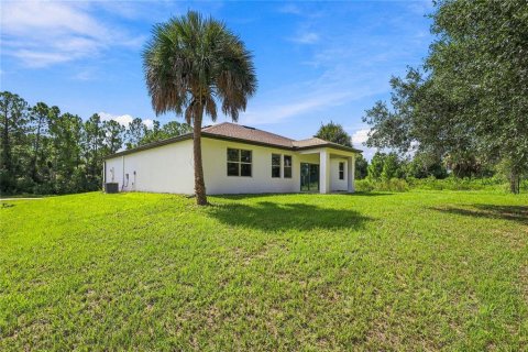 Villa ou maison à vendre à North Port, Floride: 4 chambres, 168.15 m2 № 2338875 - photo 6