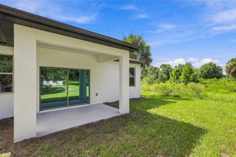 Villa ou maison à vendre à North Port, Floride: 4 chambres, 168.15 m2 № 2338875 - photo 9