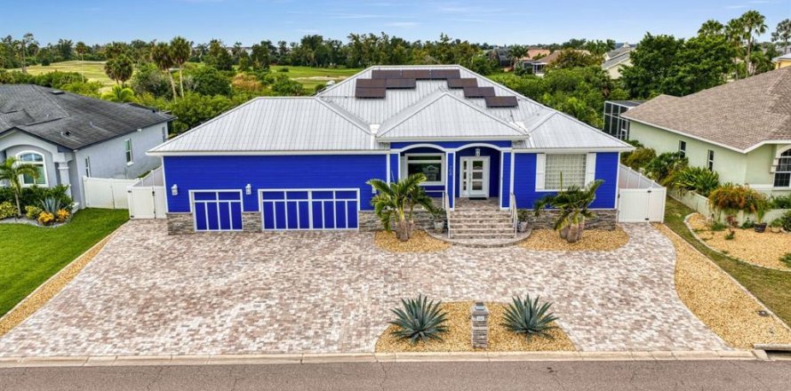 Villa ou maison à Apollo Beach, Floride 4 chambres, 253.81 m2 № 2323143
