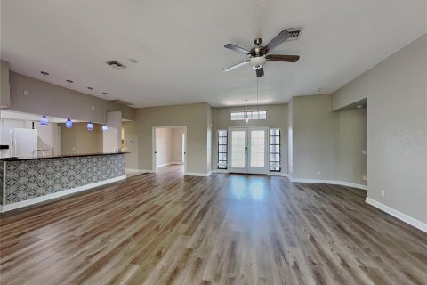Villa ou maison à louer à Port Charlotte, Floride: 3 chambres, 184.04 m2 № 1883219 - photo 3