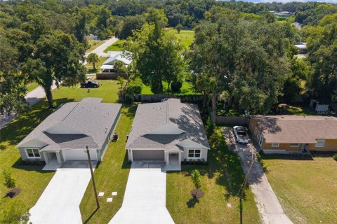 Villa ou maison à vendre à Wildwood, Floride: 3 chambres, 146.69 m2 № 2285642 - photo 5