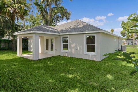 Villa ou maison à vendre à Wildwood, Floride: 3 chambres, 146.69 m2 № 2285642 - photo 18