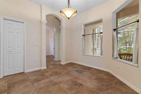 House in Spring Hill, Florida 4 bedrooms, 255.76 sq.m. № 2259228 - photo 23