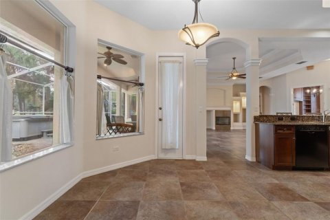 House in Spring Hill, Florida 4 bedrooms, 255.76 sq.m. № 2259228 - photo 24
