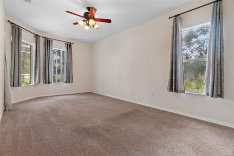 House in Spring Hill, Florida 4 bedrooms, 255.76 sq.m. № 2259228 - photo 26