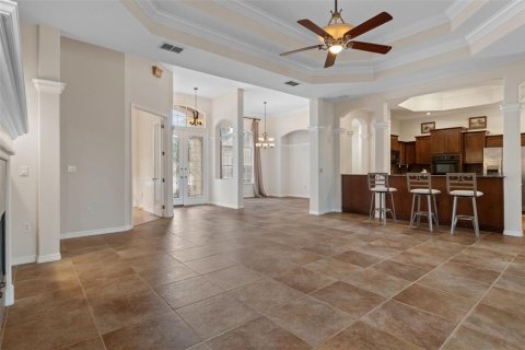 House in Spring Hill, Florida 4 bedrooms, 255.76 sq.m. № 2259228 - photo 15