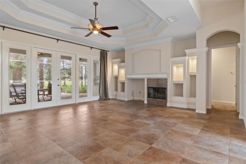 House in Spring Hill, Florida 4 bedrooms, 255.76 sq.m. № 2259228 - photo 13