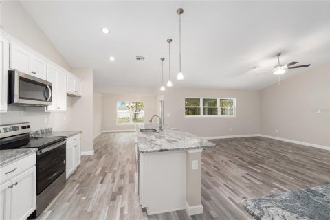 Villa ou maison à vendre à Ocala, Floride: 4 chambres, 189.8 m2 № 2142860 - photo 23
