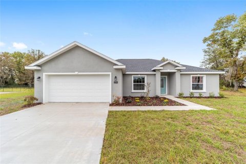 Villa ou maison à Ocala, Floride 4 chambres, 189.8 m2 № 2142860