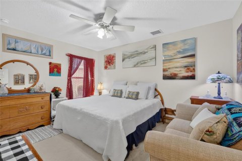 Villa ou maison à vendre à Mount Dora, Floride: 3 chambres, 219.99 m2 № 2427493 - photo 19