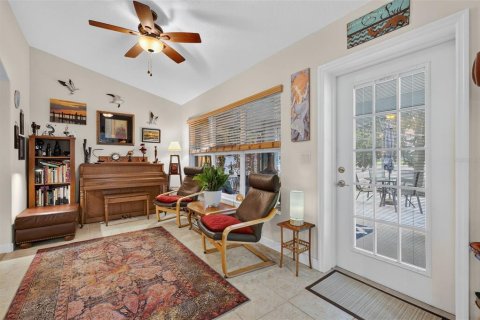 Villa ou maison à vendre à Mount Dora, Floride: 3 chambres, 219.99 m2 № 2427493 - photo 17