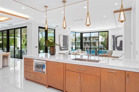 Villa ou maison à vendre à Fort Lauderdale, Floride: 6 chambres, 601.91 m2 № 2185992 - photo 18