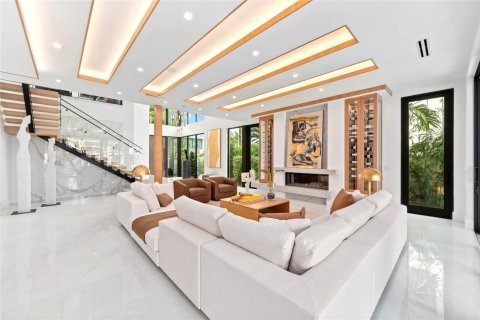 Villa ou maison à vendre à Fort Lauderdale, Floride: 6 chambres, 601.91 m2 № 2185992 - photo 6