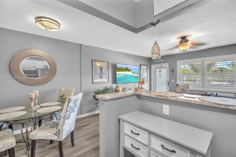 Condominio en venta en Deerfield Beach, Florida, 1 dormitorio, 55.09 m2 № 1941953 - foto 12