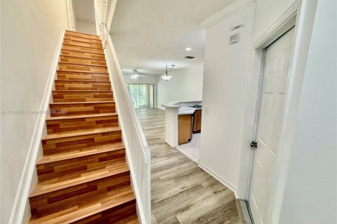 Townhouse in West Palm Beach, Florida 3 bedrooms, 132.57 sq.m. № 1713144 - photo 25