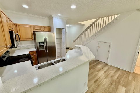 Townhouse in West Palm Beach, Florida 3 bedrooms, 132.57 sq.m. № 1713144 - photo 17
