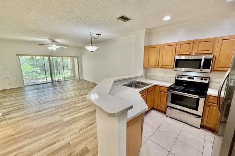 Townhouse in West Palm Beach, Florida 3 bedrooms, 132.57 sq.m. № 1713144 - photo 16