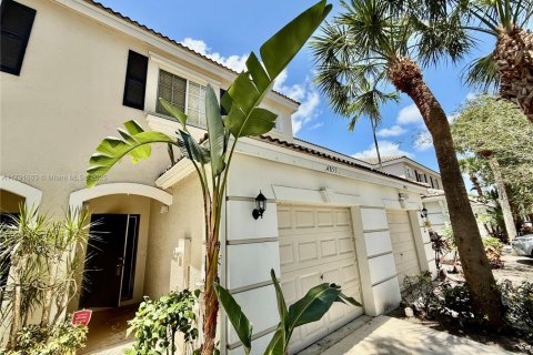 Townhouse in West Palm Beach, Florida 3 bedrooms, 132.57 sq.m. № 1713144 - photo 8