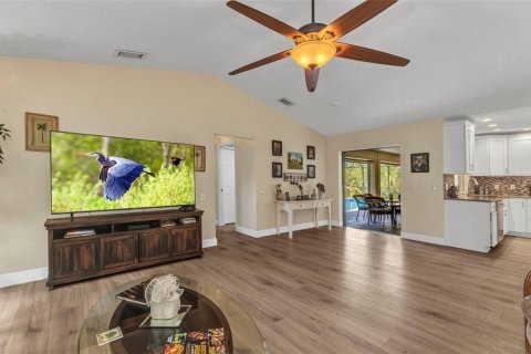 House in Port Charlotte, Florida 3 bedrooms, 196.67 sq.m. № 1717540 - photo 21